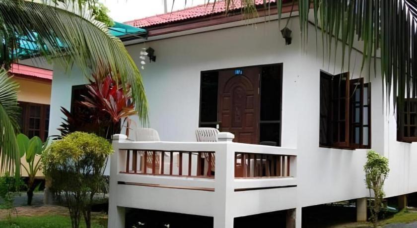Samui Natien Village Hotel